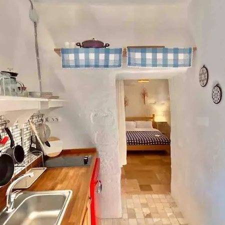 Yaka Tas Ev - Datca Palamutbuekue'ne Cok Yakin Oezel Tas Ev Yaka (Mugla)